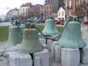 Four bells in Place van Meyer, Etterbeek